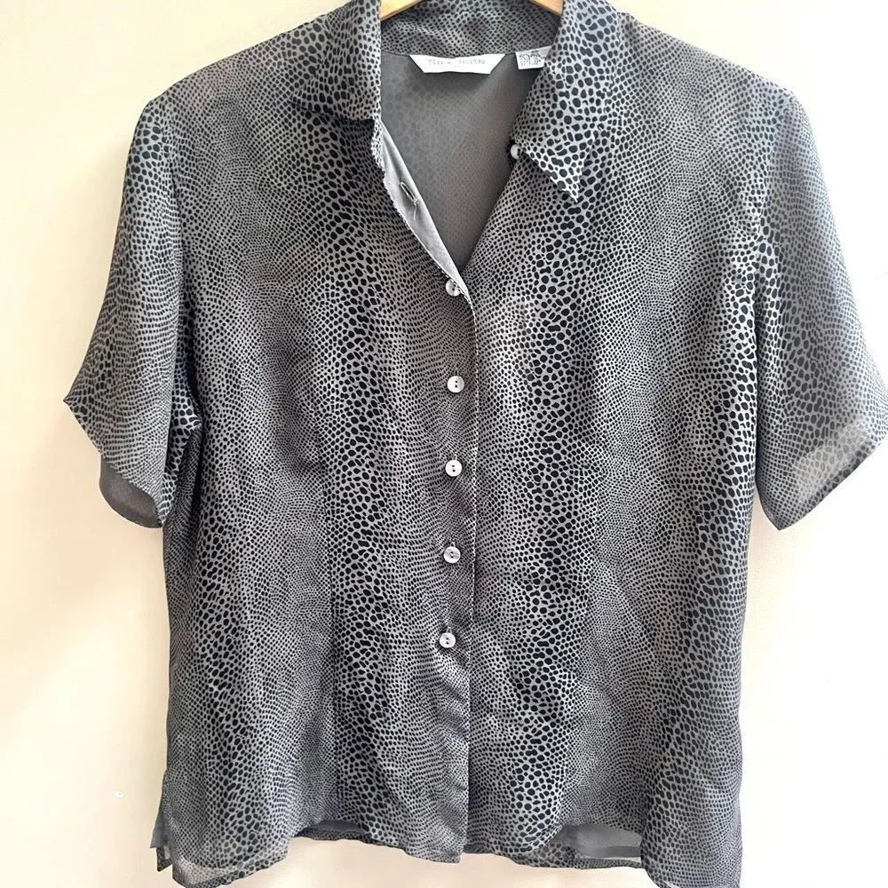 Gray Animal Print silk Button-Up Blouse size M/P